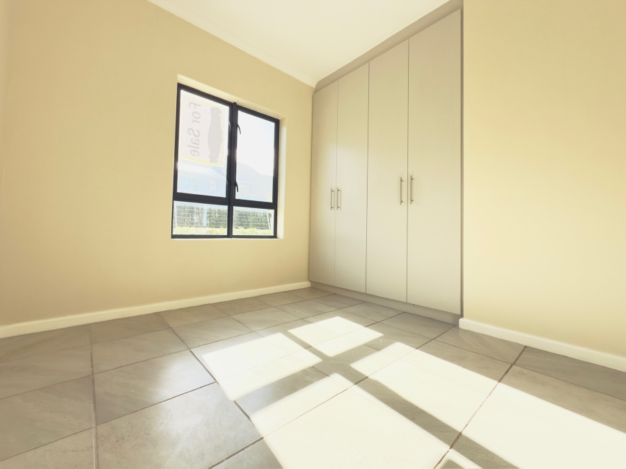 2 Bedroom Property for Sale in Onrus Western Cape